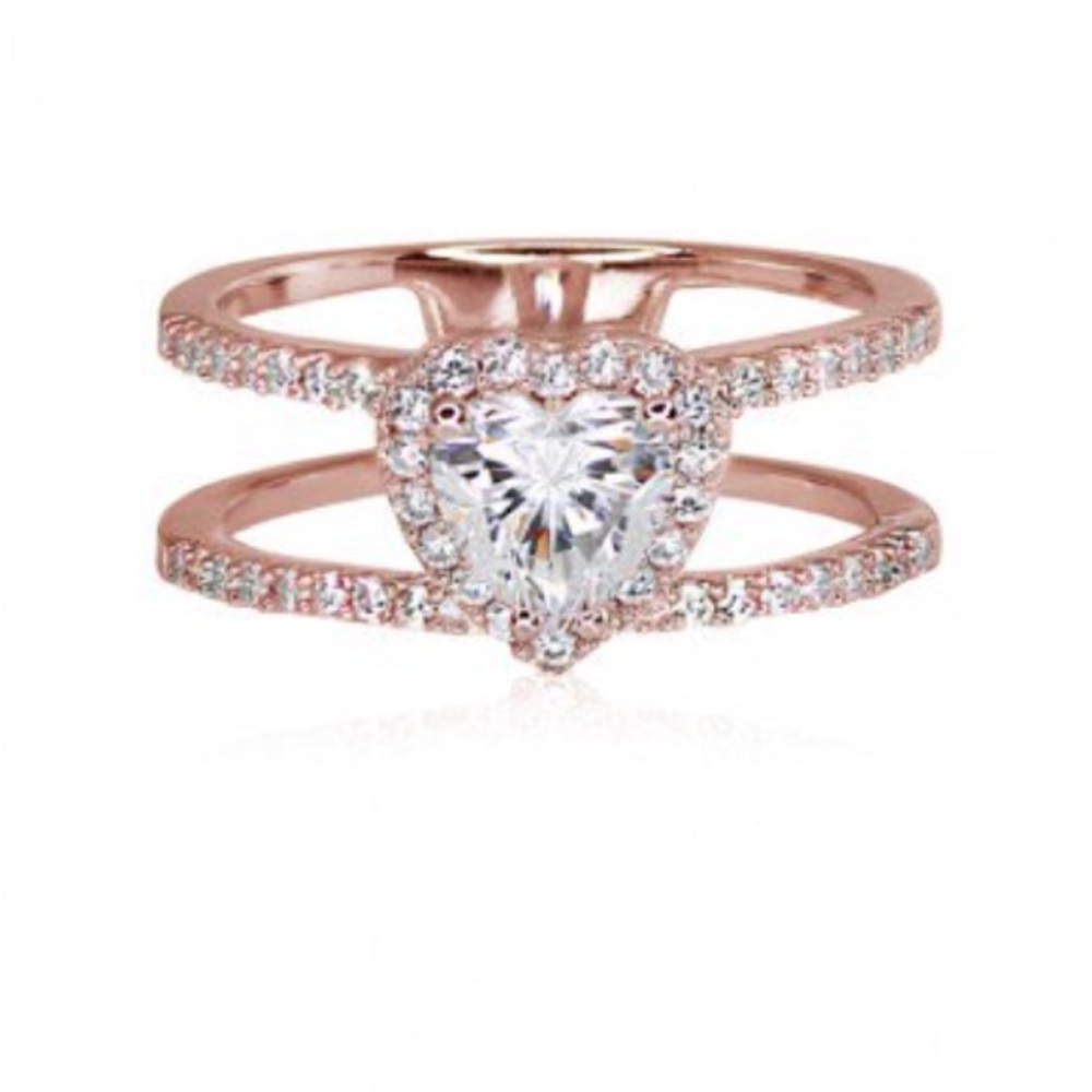 Carat London cora rose ring